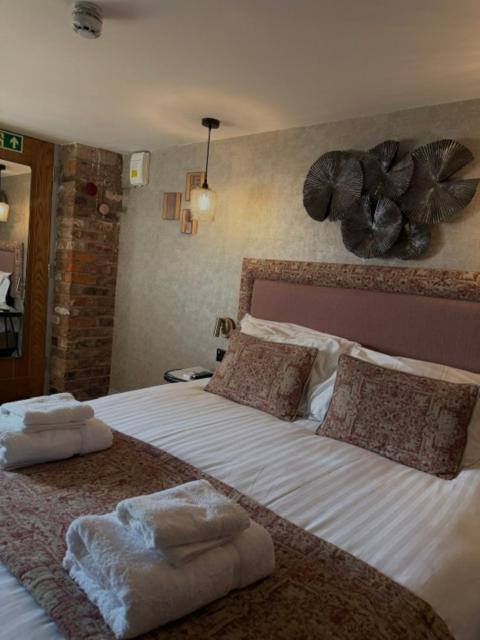 Deluxe King Room,1739384016:JPEG
